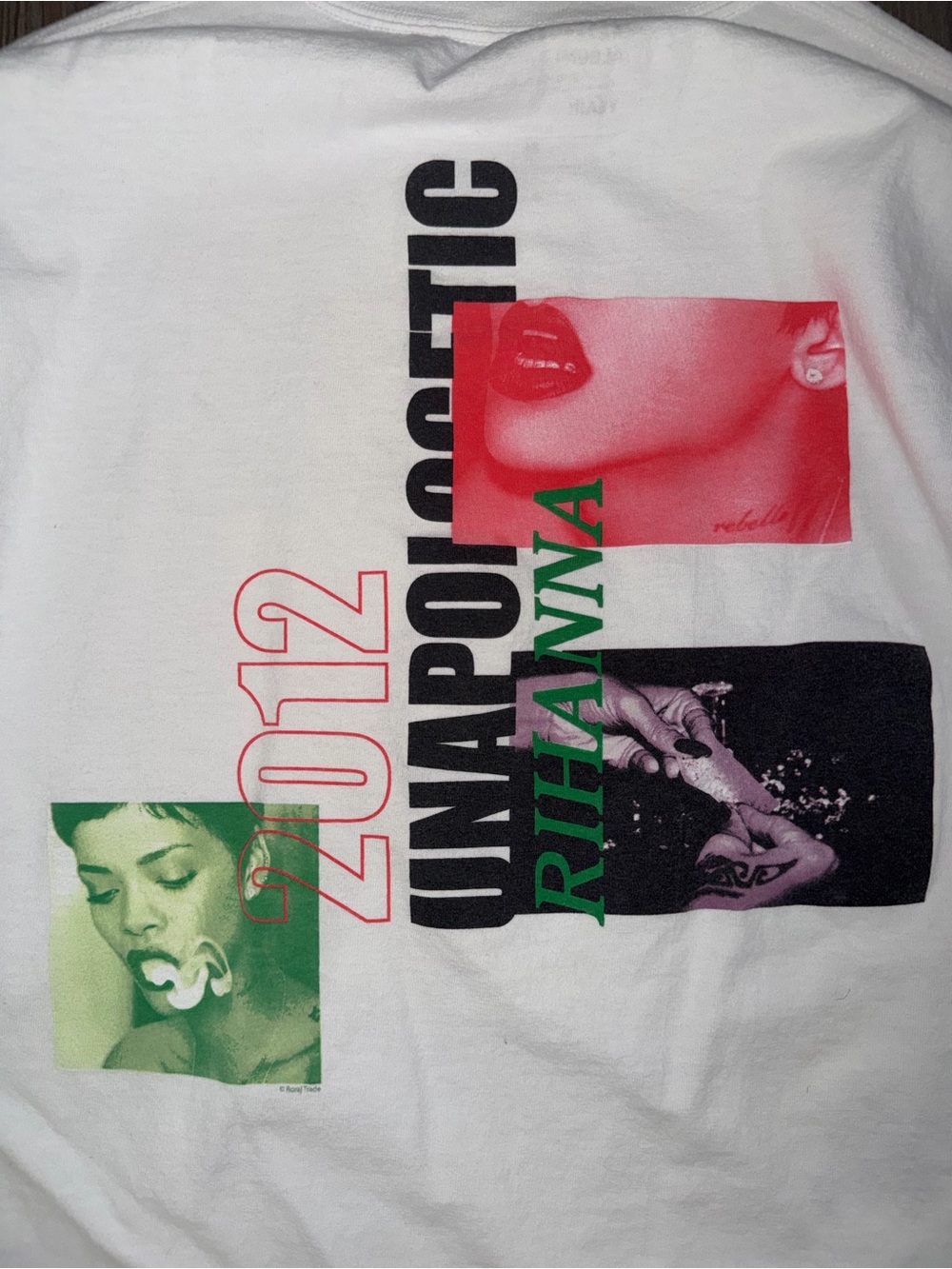 Rihanna Unapologetic Album band tshirt